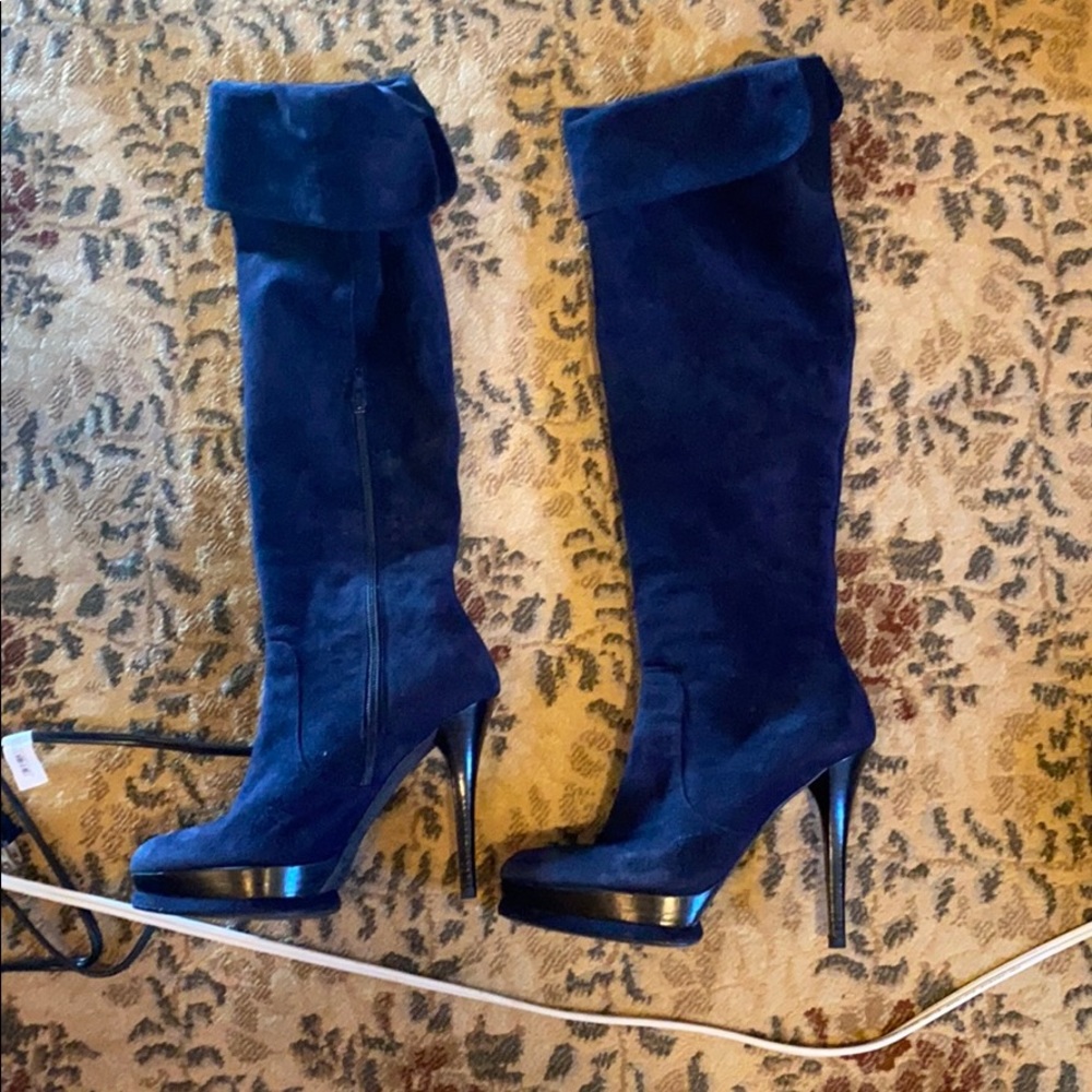 Stuart Weizman Over Knee Boots